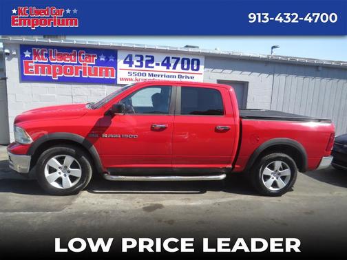 2011 Dodge Ram 1500 4WD Crew Cab 140.5'' Big Horn