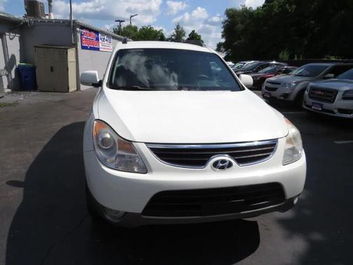 White 2012 Hyundai Veracruz AWD 4dr GLS