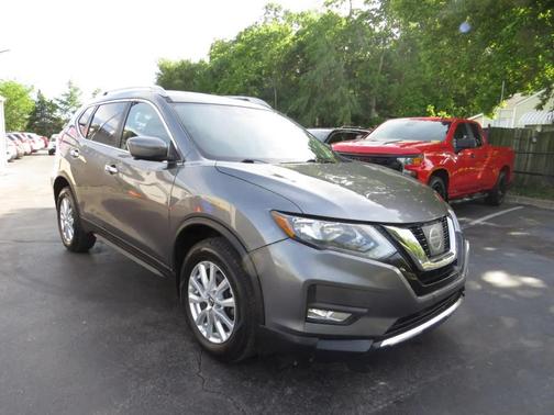 Gray 2017 Nissan Rogue SL