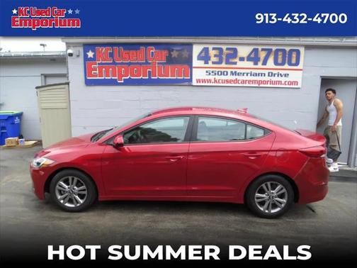 2017 Hyundai ELANTRA SE