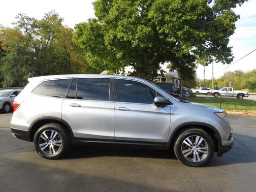 2017 Honda Pilot EX