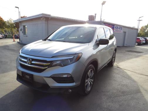 2017 Honda Pilot EX