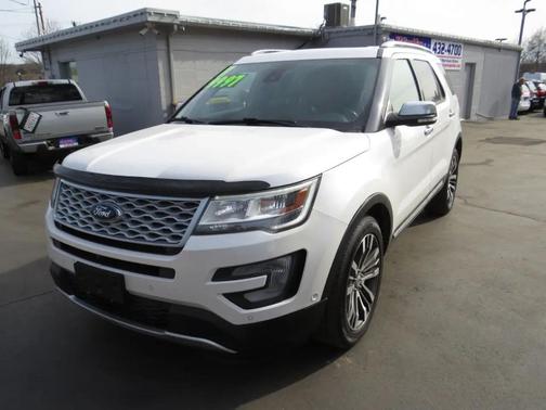 2017 Ford Explorer Platinum