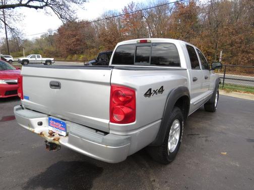 2005 Dodge Dakota SLT Quad Cab