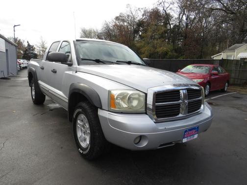 2005 Dodge Dakota SLT Quad Cab