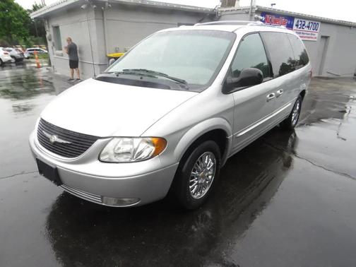 Silver 2002 Chrysler Town & Country Limited