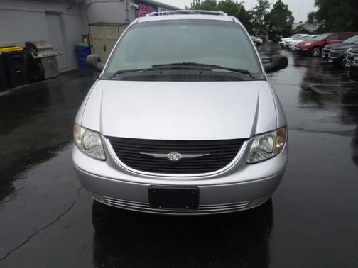 Silver 2002 Chrysler Town & Country Limited