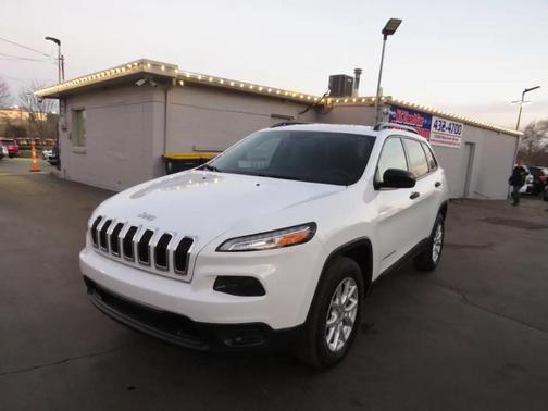 2016 Jeep Cherokee Sport