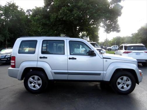 2011 Jeep Liberty Sport