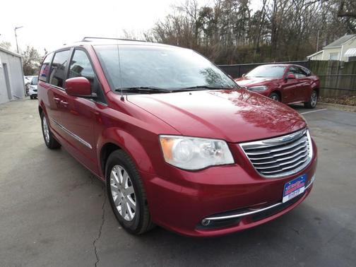 2015 Chrysler Town & Country Touring