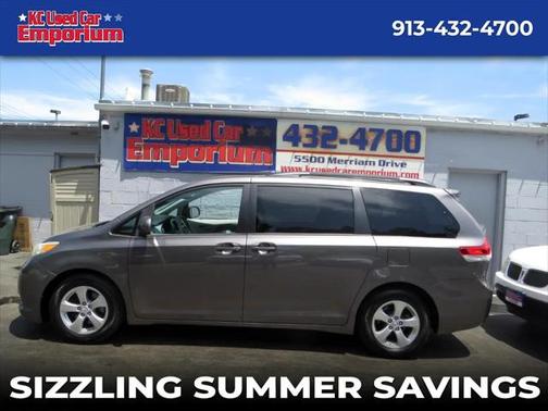 2013 Toyota Sienna LE