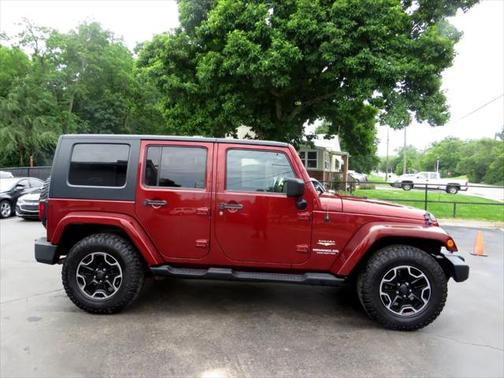 2010 Jeep Wrangler Unlimited Sahara