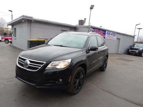 2011 Volkswagen Tiguan SE