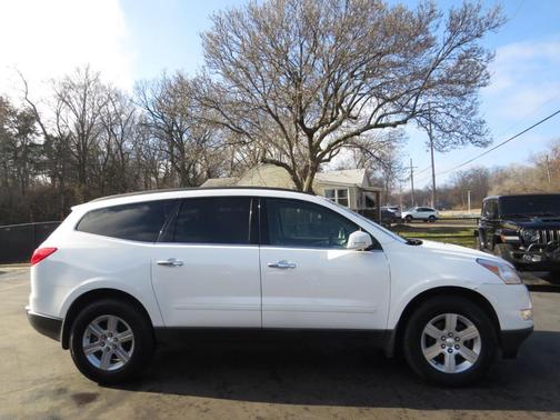 2011 Chevrolet Traverse LT