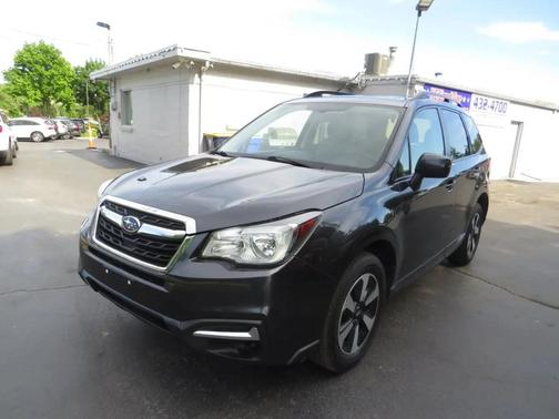 Gray 2017 Subaru Forester 2.5i Premium