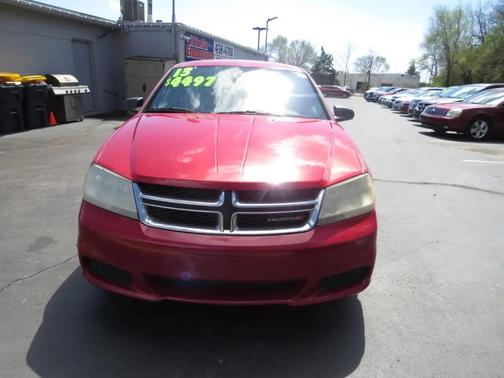 Redline 2 Coat Pearl 2013 Dodge Avenger SE