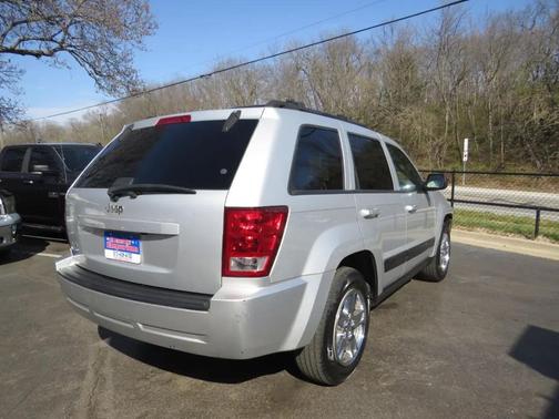 2006 Jeep Grand Cherokee Laredo