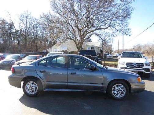 2004 Pontiac Grand Am 4dr Sdn SE1