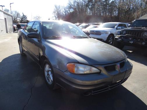 2004 Pontiac Grand Am 4dr Sdn SE1