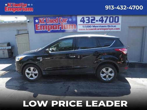 Black 2016 Ford Escape SE