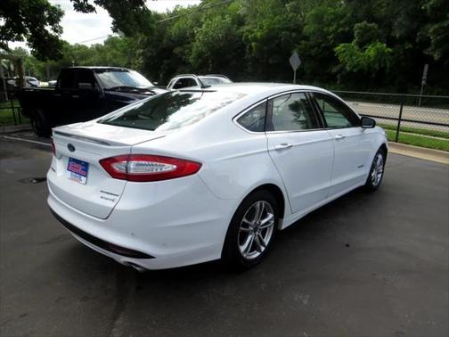 2016 Ford Fusion Hybrid Titanium