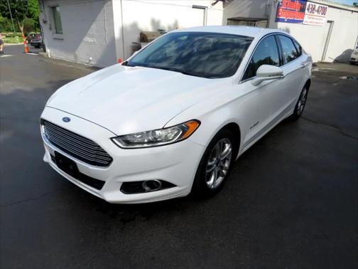 2016 Ford Fusion Hybrid Titanium