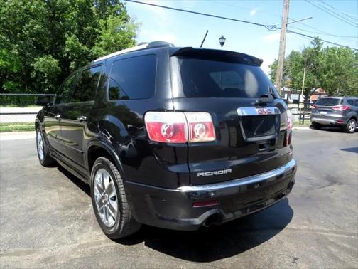 2011 GMC Acadia Denali