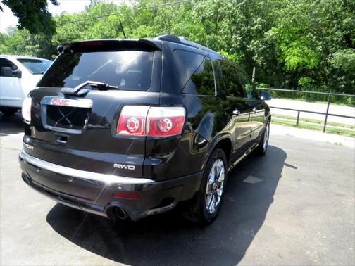 2011 GMC Acadia Denali