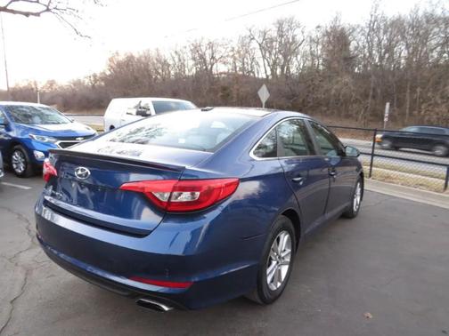 2015 Hyundai SONATA SE