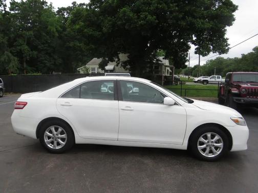 White 2011 Toyota Camry LE
