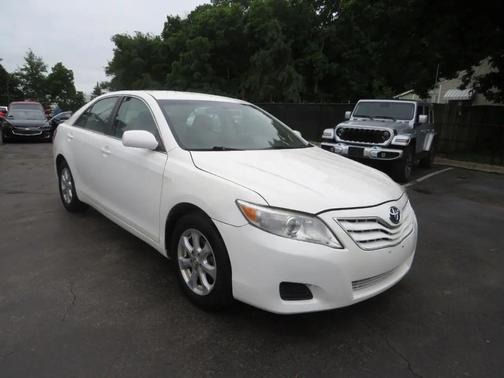White 2011 Toyota Camry LE