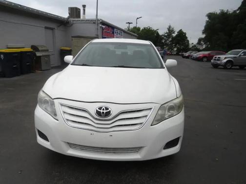 White 2011 Toyota Camry LE