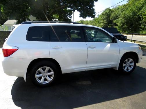 2010 Toyota Highlander SE