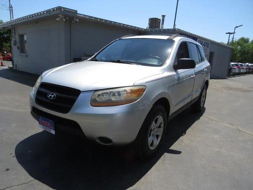 Silver 2009 Hyundai SANTA FE GLS