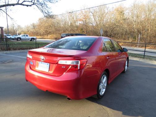 2014 Toyota Camry SE Sport