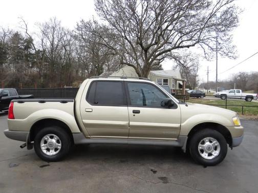 2001 Ford Explorer Sport Trac Base