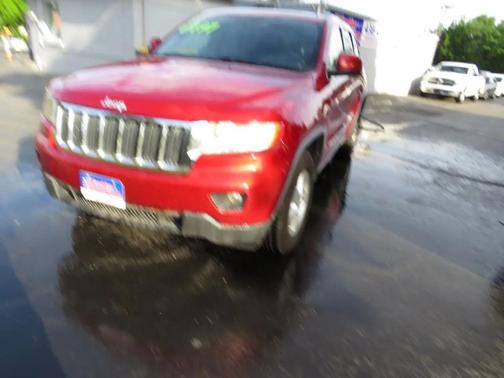 Red 2011 Jeep Grand Cherokee Laredo