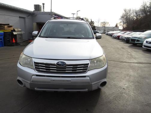 2010 Subaru Forester 2.5 X Premium