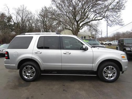 2010 Ford Explorer Limited