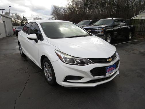 2018 Chevrolet Cruze LS