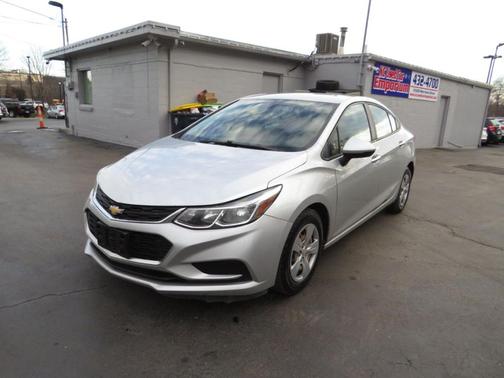 2017 Chevrolet Cruze LS