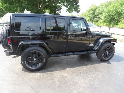 2013 Jeep Wrangler Unlimited Sahara