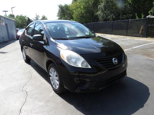 2014 Nissan Versa 1.6 S+