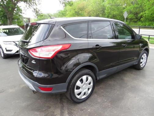 Black 2013 Ford Escape SE