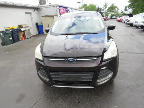 Black 2013 Ford Escape SE