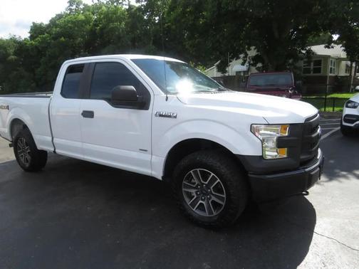 White 2016 Ford F-150 Lariat