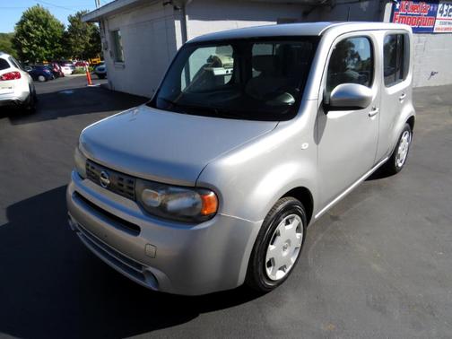 Photo 5 of 17 of 2009 Nissan Cube 1.8 S