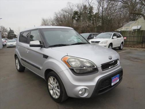 2013 Kia Soul +