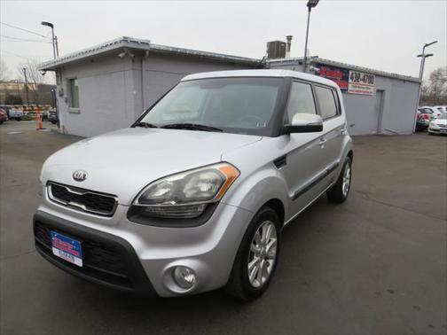 2013 Kia Soul +