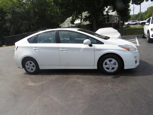2011 Toyota Prius III